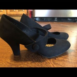 NEW American Eagle Heels